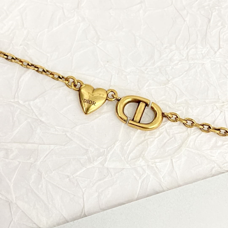 chr1st1an D10r necklaces